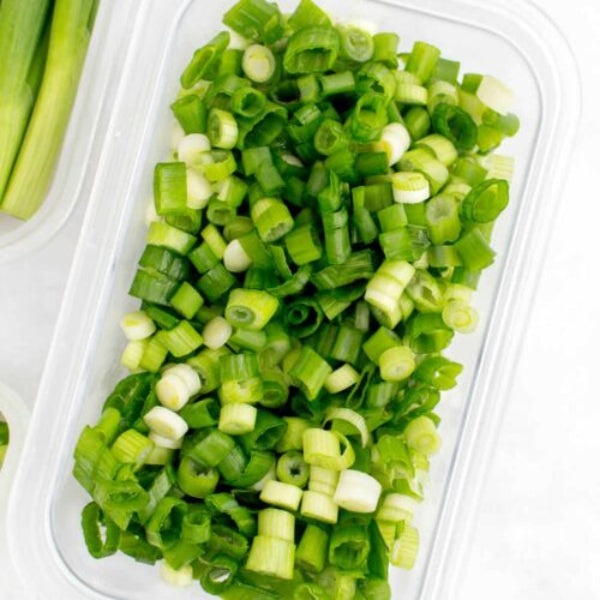 Green Coriander Chopped 100gm (ہرا دھنیا)